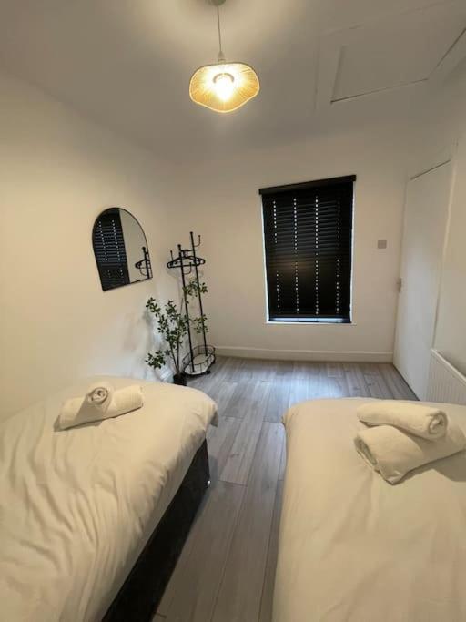 Apartment Group *